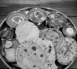 Temptation Deluxe Thali