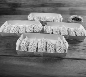 Steam Chicken Himalayan Momos [20Pcs]