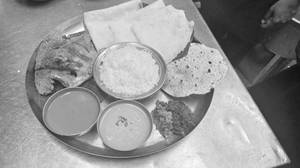 Pomfret Thali