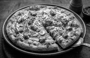 Makhani Pizza [Large]