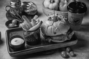 Bombay Veg Burger Combo