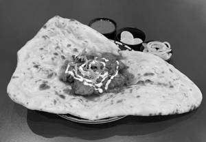 Soya Tawa Chaap With Naan