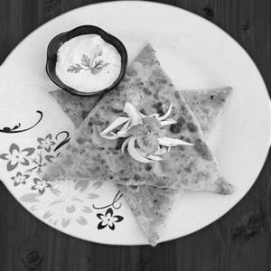 Chicken Mughlai Paratha