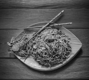 Chicken schezwan noodles