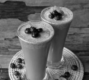 Blue berry shake