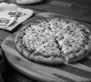 Cheese Margherita Pizza