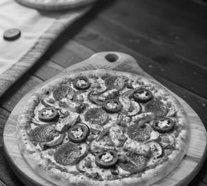Spicy Delight Pizza