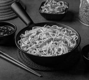 Veg Hakka Noodles
