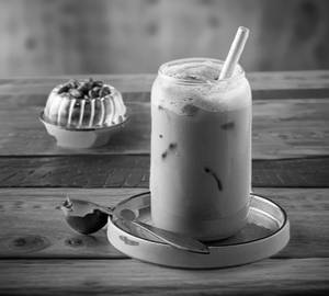 Cold Coffee With Vanilla Blended Ice Cream