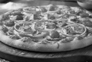 Makhani Pizza [8 Inches]