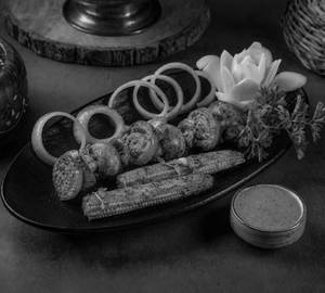 Baby Corn Mushroom Tikka [6 Pieces]