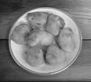 Appa Bajji (4 Pieces)