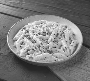 White Sauce Pasta