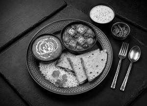Special Paneer Thali