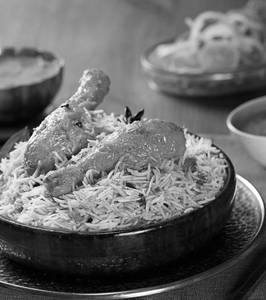 Hyderabadi Chicken Dum Biryani