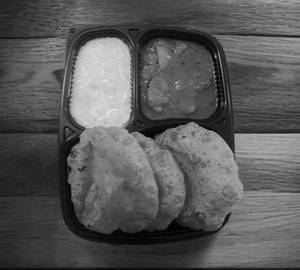 Kheer + Poori (5) + Bataka Nu Rsavadu Shak