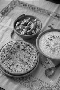 Dal Paratha With Parwal Ki Sabji & Kheer