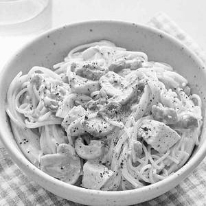 Creamy Mushroom Spaghetti