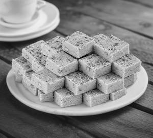 Pista Khoya Burfi