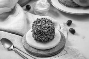 Olive Sun Dried Tomato Cream Cheese