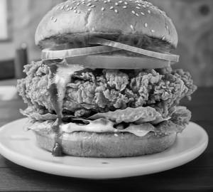 Crunchy chicken burger