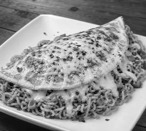 Cheese Omelette Maggi