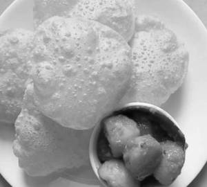 Luchi [4 pieces] with alurdom [4 pieces]