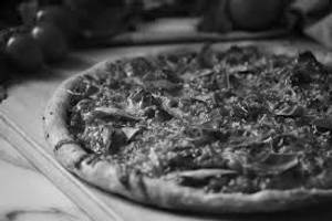 Single Topping Pizza Tomato