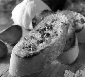 Classic Garlic Bread