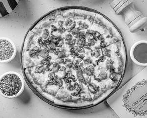 Barbeque Chicken Pizza 11 Inches