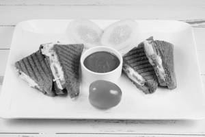 Veg Grilled Sandwich