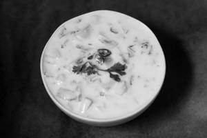 Cucumber raita