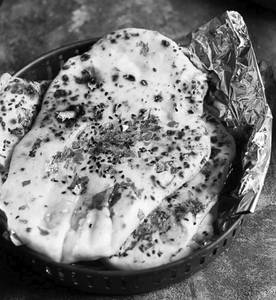 Stuffed Kulcha [1 Piece]