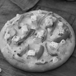 Peri Peri Paneer Pizza