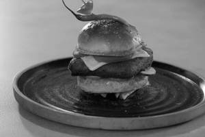 Tandoori Paneer Burger