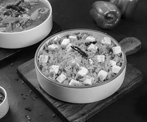 Paneer Chilli Garlic Fried Rice