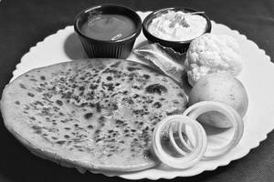 Mix Veg Paratha