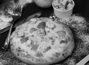 Onion Paneer Pizza