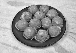 Churma Laddu   