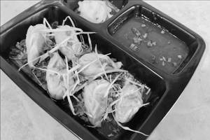 Veg steamed momos