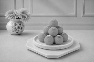 Laddu Motichur [Kesariya]