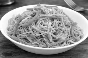 Jain Veg Hakka Noodles