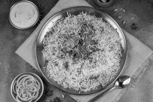 Chicken Hyderabadi Biryani With Raita
