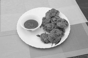 Pyaaz Pakoda [10 Pieces]