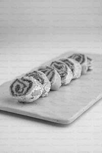 Anjeer Roll