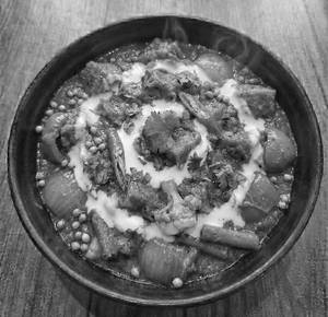 Kadhai chaap gravy