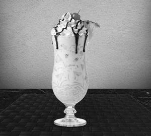 Pineapple Milkshake