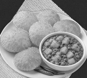 Puri ( 5 Piece ) With Aloo Matar Ki sabji ( 300 ML ) no onion no garlic 