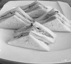 Plain veg sandwich [2 slices]
