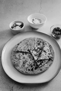 Tawa Paneer Paratha